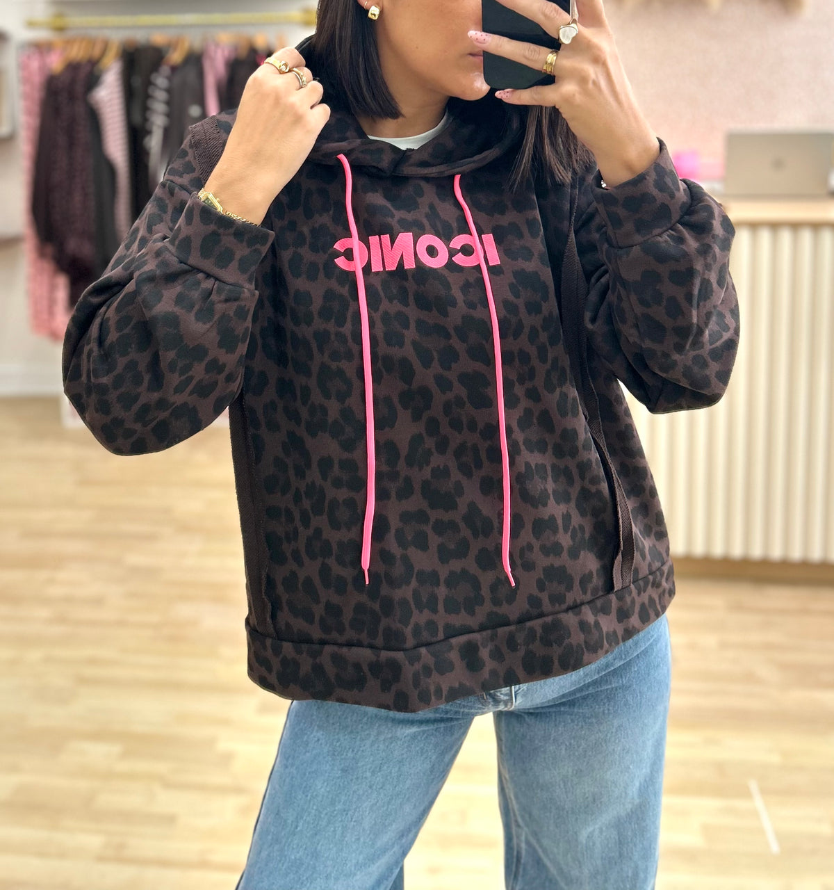 Sweat ICONIC