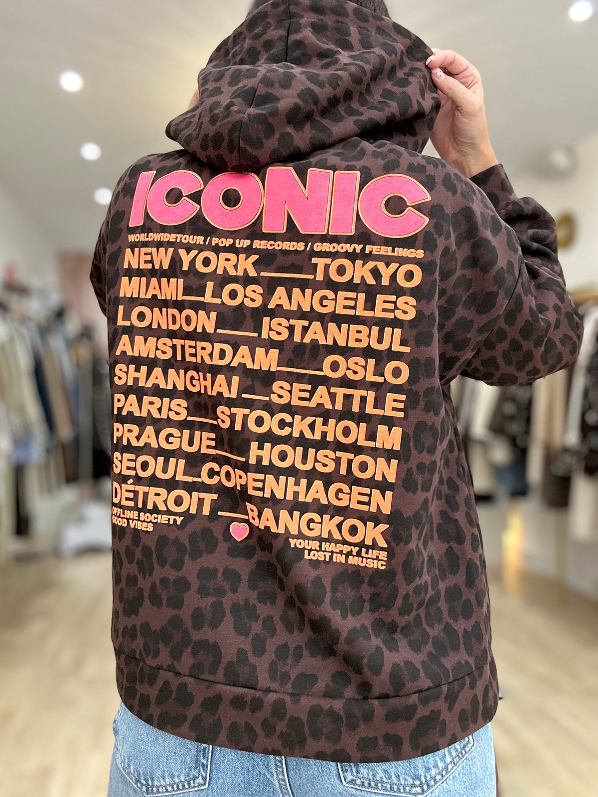 Sweat ICONIC